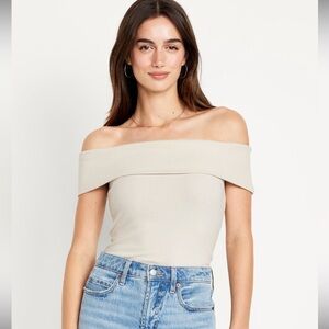 Off the shoulder ribbed top